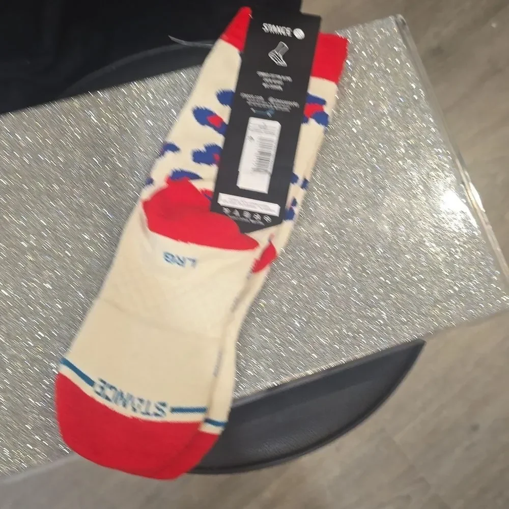 Stance bold red